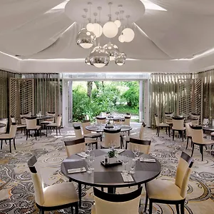 Hilton Park 4* Mnichov