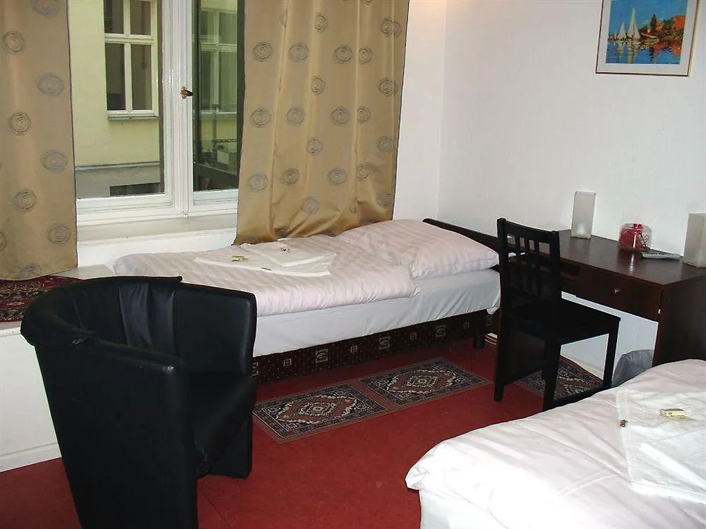 ***  Hotel Amelie Berlin Germany